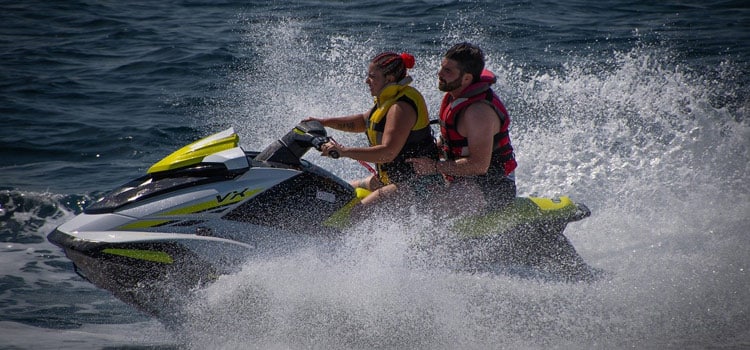 faire du jet ski a argeles sur mer 1